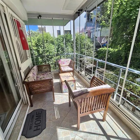 公寓 Beachside Duplex With Patio 安塔利亚