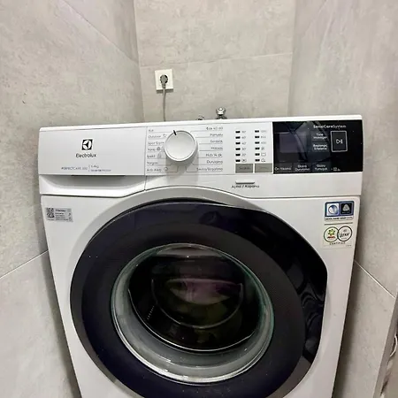 Beachside Duplex With Patio *