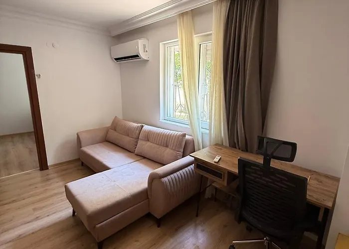 Beachside Duplex With Patio *