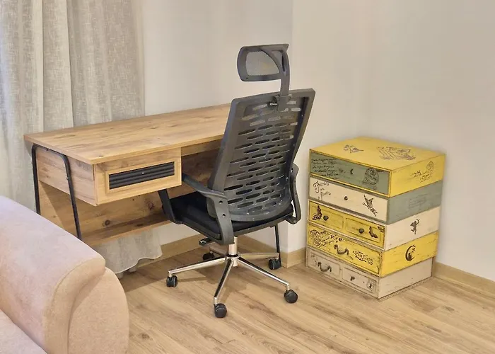 Beachside Duplex With Patio