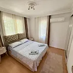 Beachside Duplex With Patio Lejlighed Antalya