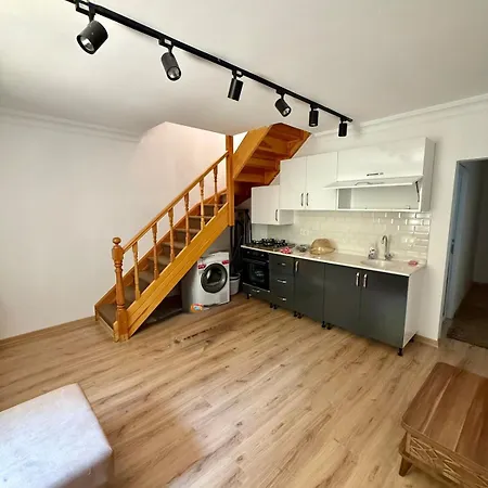 Beachside Duplex With Patio