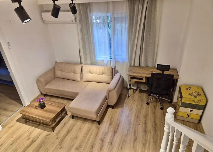 Beachside Duplex With Patio 公寓 *